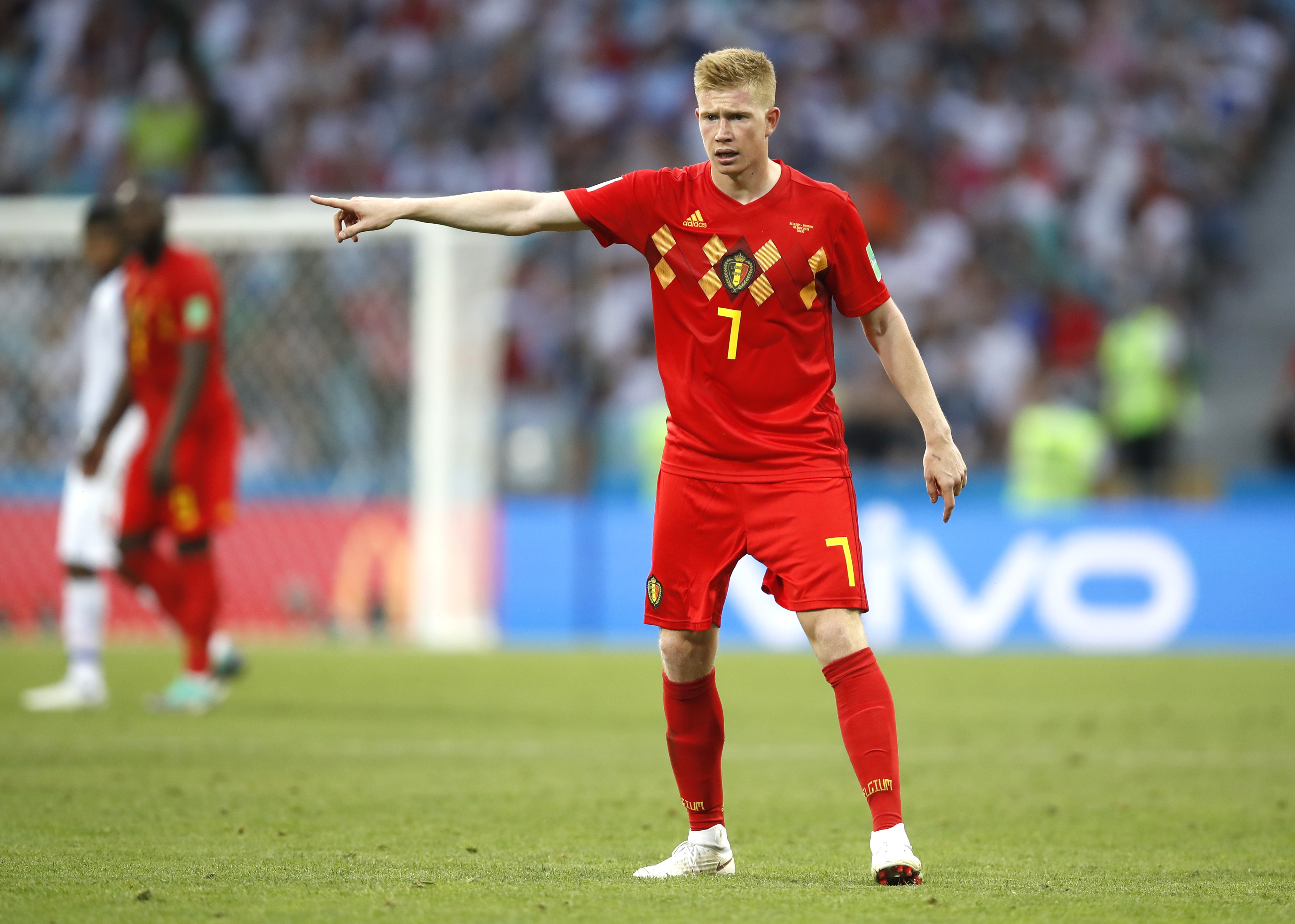 亚博体育APP-勇士不断突破！，德布劳内连续三场比赛得分超过出色发挥气势如虹延续-亚博体育APP